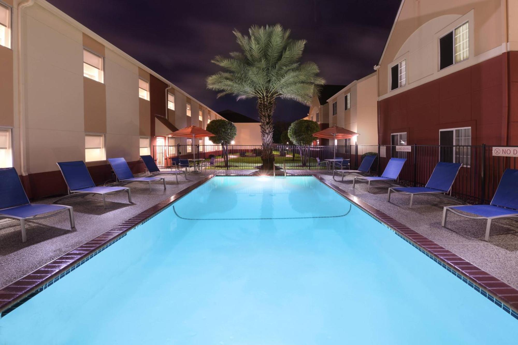 Towneplace Suites By Marriott Lake Jackson Clute Luaran gambar