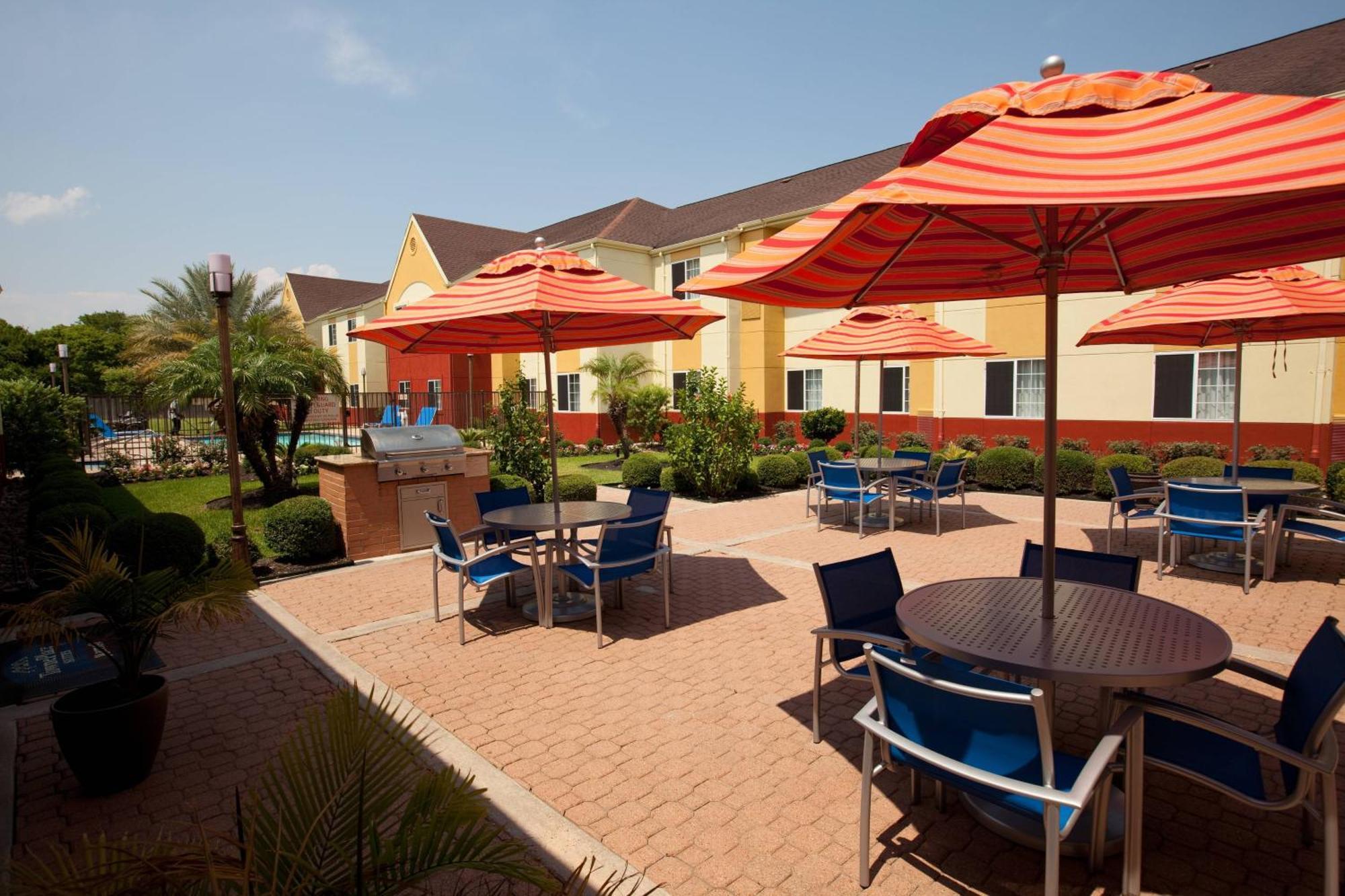 Towneplace Suites By Marriott Lake Jackson Clute Luaran gambar